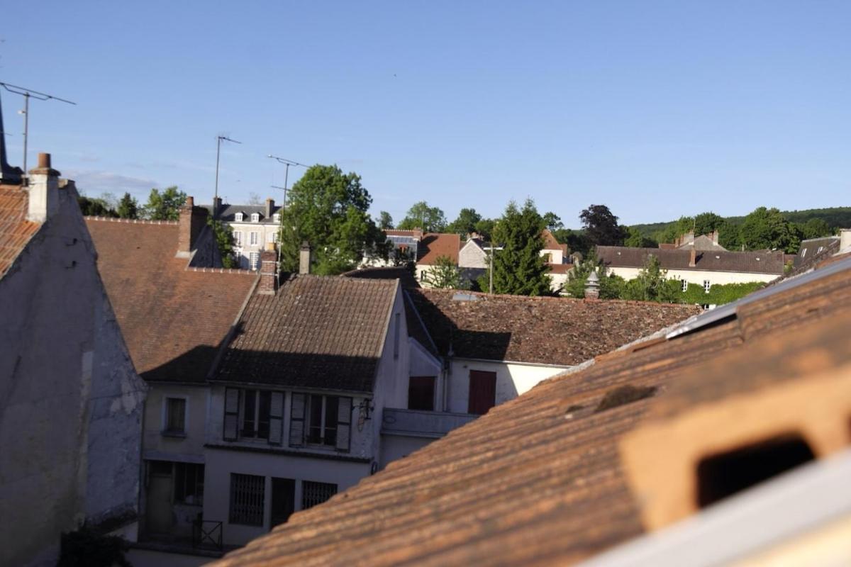 Bel F2 Nogent Gare Sur Place Exterior foto